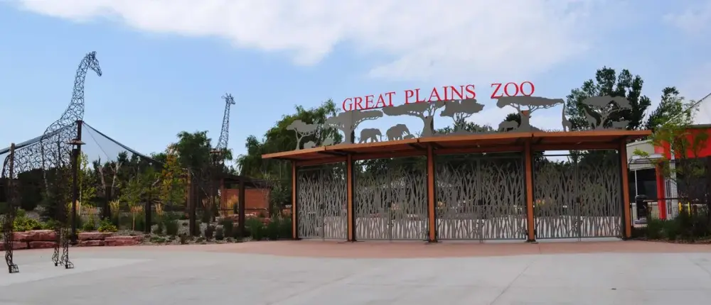 Great Plains Zoo and Delbridge Museum