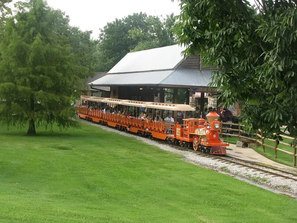 Tulsa Zoo and Living Museum